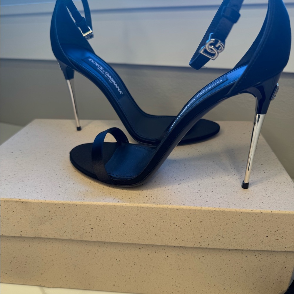 Dolce & Gabbana Black Stiletto Heels with Ankle Strap - Picture 7 of 12